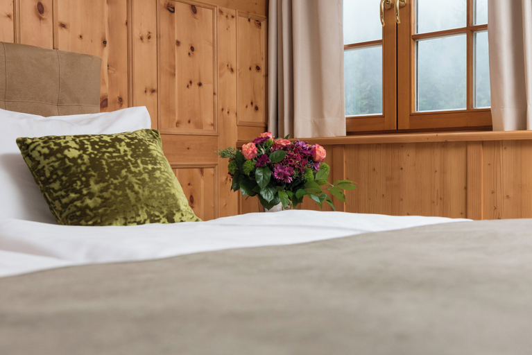 Bedroom 3, Berghotel Sudelfeld, Miesbach