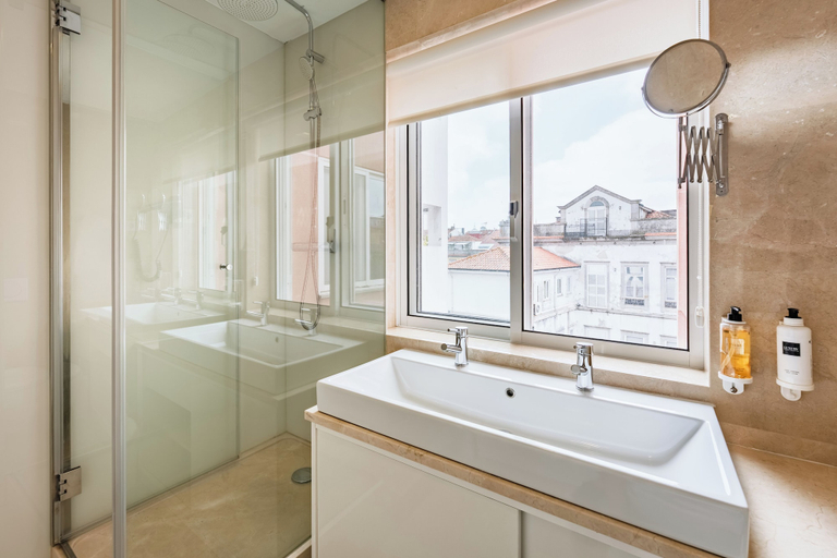 Bathroom 3, Feel Porto Classic Apartment, Porto
