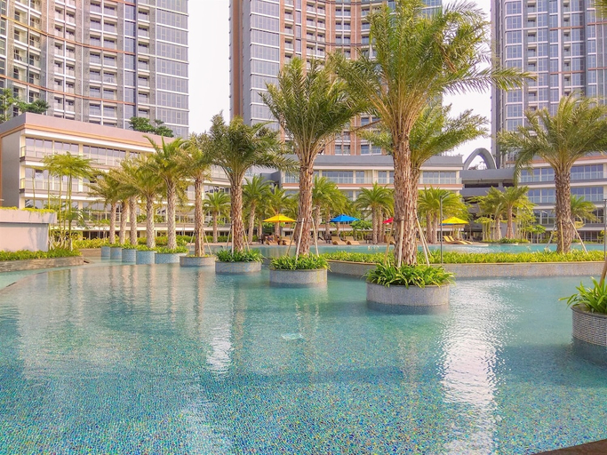 Exterior & Views 2, Homey And Warm Studio At 28Th Floor Gold Coast Apartment, Jakarta Utara