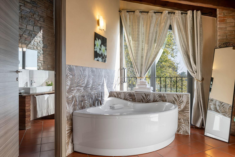 Bathroom 2, Dmora Retreat, Parma