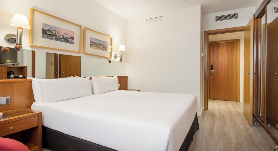 Others 2, Hotel ILUNION Les Corts Spa, Barcelona