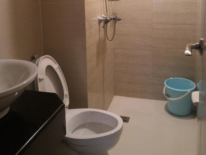 Bathroom 4, Favila Condotel - Palm Tree Two, Pasay City