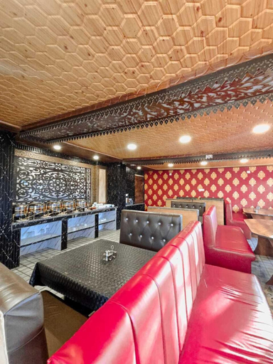 Food & Drinks 5, Baktoo's inn, Srinagar