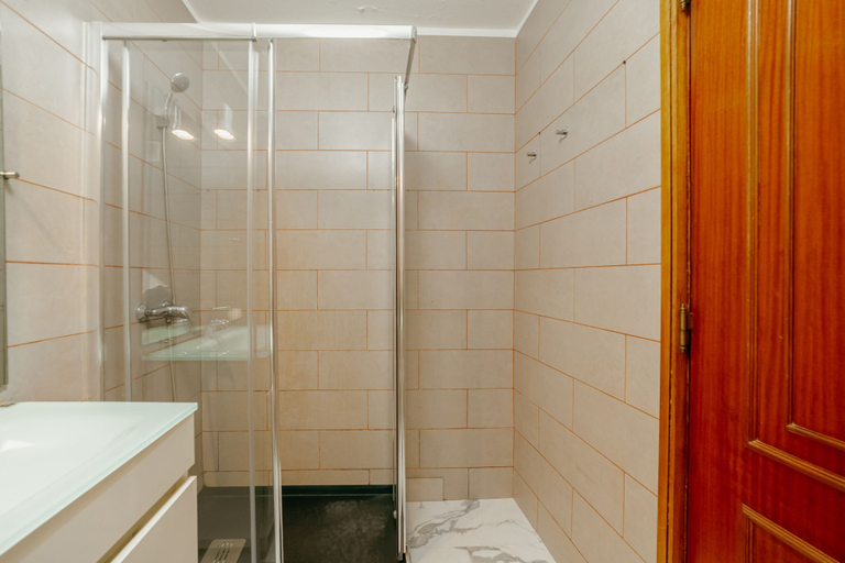Room 4, Matosinhos SEA Side 1BD by Vacationy, Matosinhos