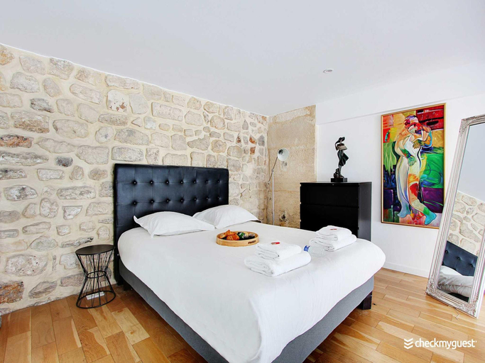 Bedroom 4, Elegant Apartment - 1br/6p- Porte Saint-martin, Paris