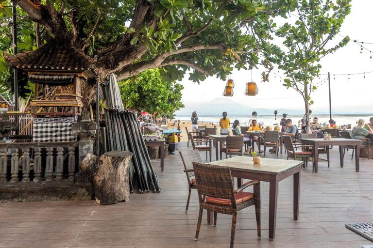 Food & Drinks, Designer Studio Emy Sanur, Denpasar