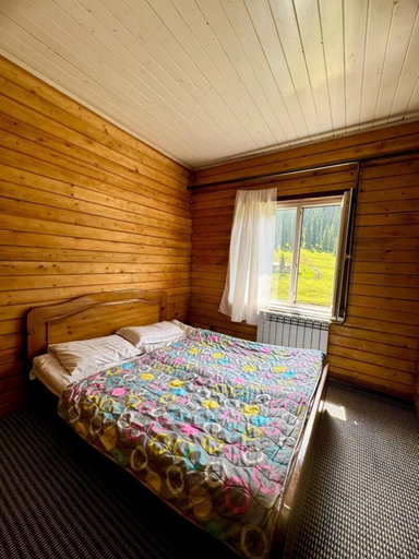 Bedroom 3, Arashan Hotel, Ak-Suu