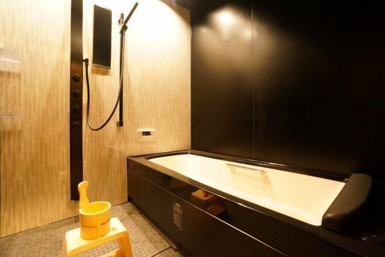 Bathroom 4, Momiji Takayama, Takayama