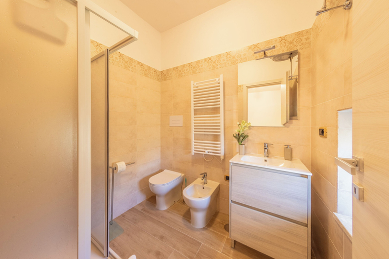 Bathroom 3, Casicarillo 800, Avellino