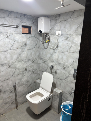 Bathroom 4, Hotel Sun Pride, Ahmadabad