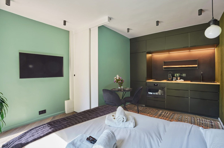 Room 3, Superb Suite in Neuilly Porte Maillot, Hauts-de-Seine