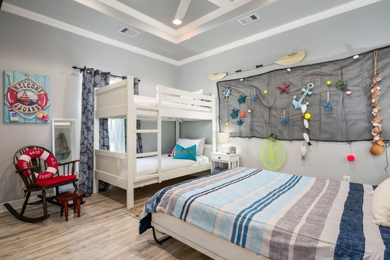 Room 5, Big Chill 2 Bedroom Home, Galveston