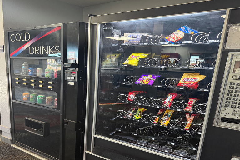 Food & Drinks 5, Coratel Inn and Suites by Jasper Stillwater, Washington