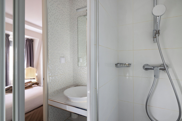 Bathroom 4, Villa des Ambassadeurs, Paris