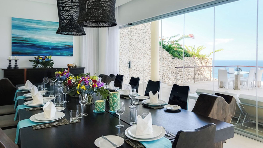 Food & Drinks 5, Grand Cliff Ungasan, Badung