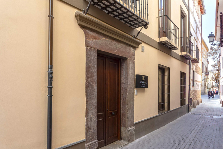 Room 2, Exclusive Studio in Granada Center Horno Marina 1, Granada