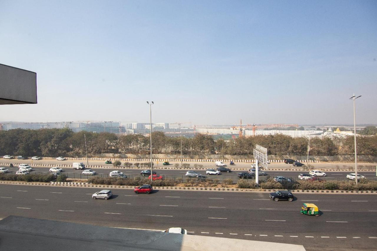 Exterior & Views 2, Hotel Aman Inn, Delhi