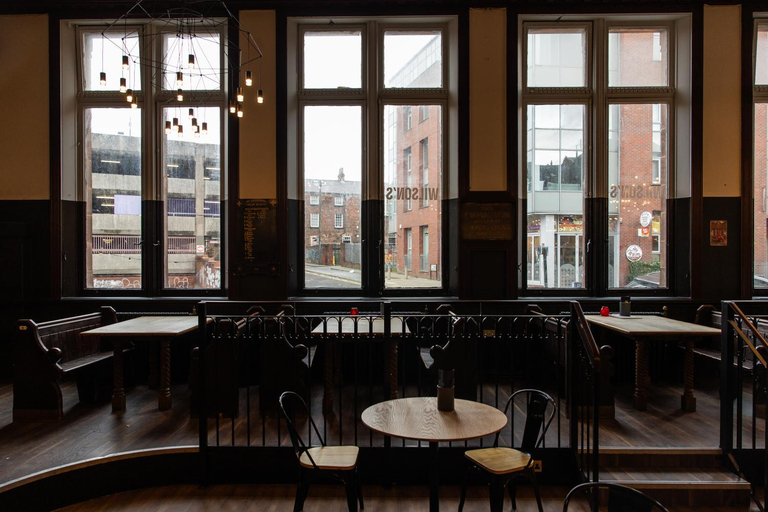 Food & Drinks 5, PH Hostel Liverpool, Sefton