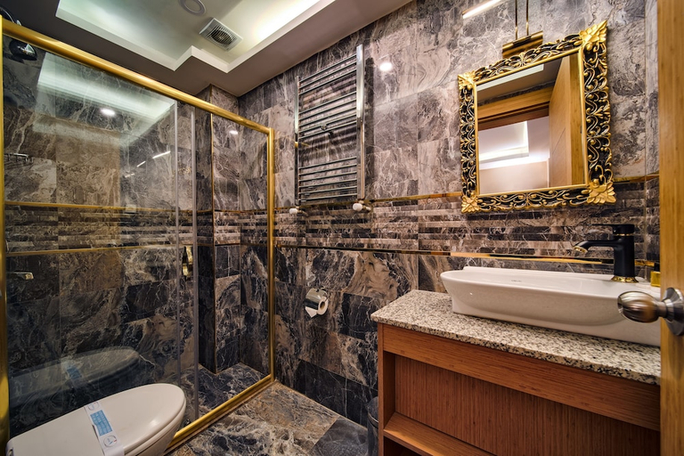 Bathroom 4, Gülhane Corner Hotel, Fatih