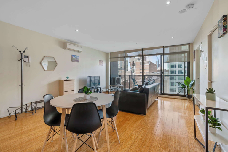 Interior 5, A Spacious 2BR Apt Near Melbourne Central, Melbourne
