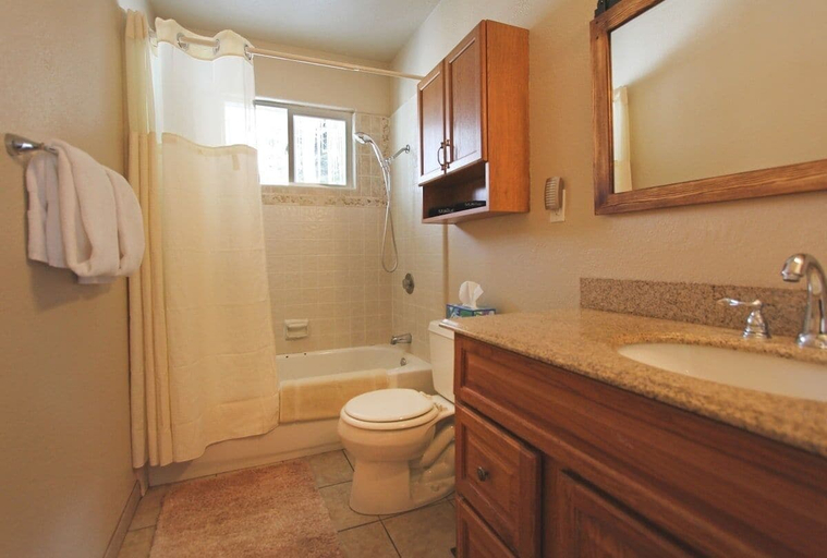 Bathroom 4, Coh1261 - Nature's Gem 4 Bedroom Home, El Dorado