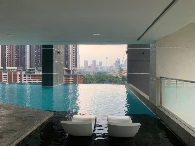 Swimming pool 2, The Lavile Horizon KL Apartments, Kuala Lumpur