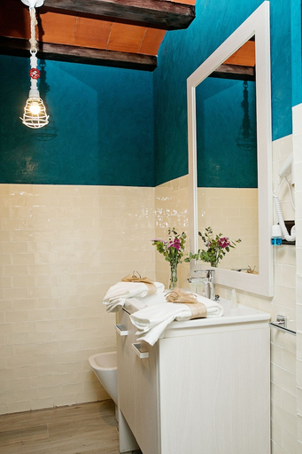 Bathroom 4, Suites La Posada De Pilar, Córdoba