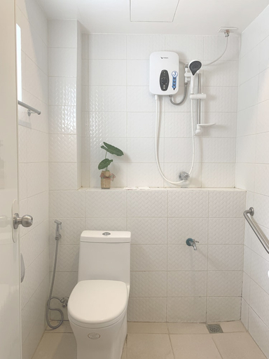 Bathroom 3, Davao Airport View Hotel, Davao City