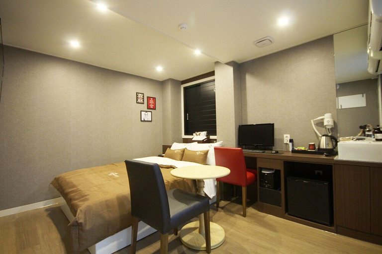 Others 5, GRAN HOTEL, Busanjin