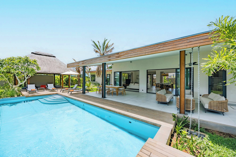 Pool 2, Eko Savannah by MJ Holidays, Black River