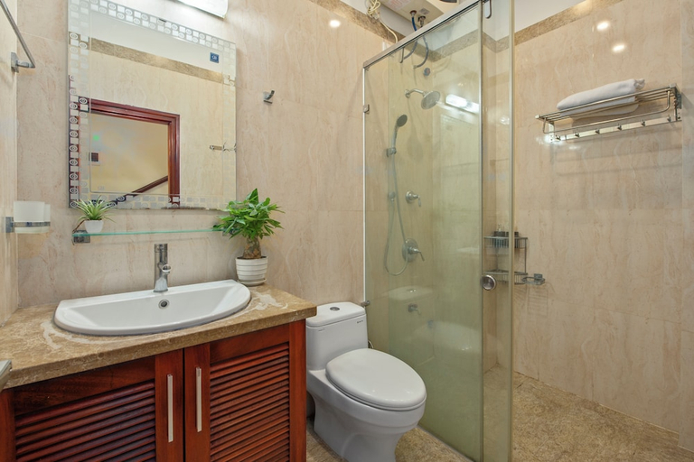 Bathroom 4, Hanoi Family Homestay, Hoàn Kiếm