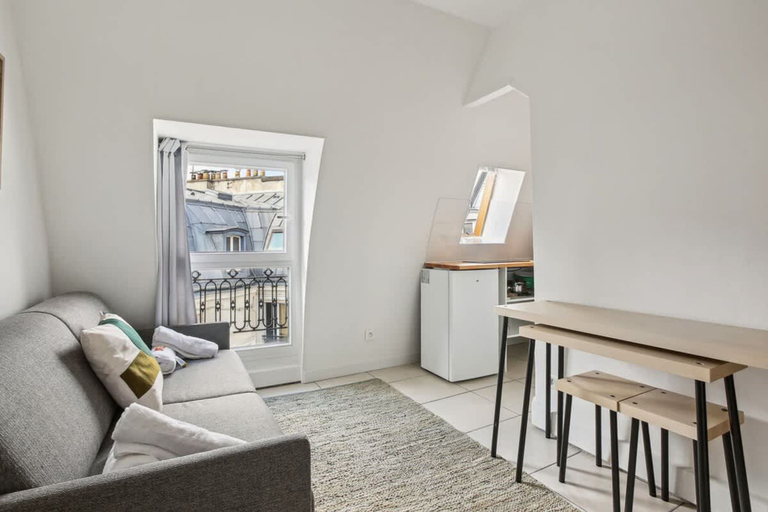 Living area 5, Cosy Studio - Rue de Dunkerque - Mobility Lease, Paris