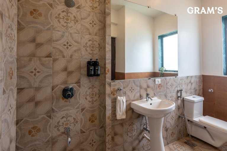 Bathroom 3, Gram's at Shivom, Pawna Lake by StayVista , Pune