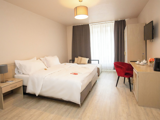 Bedroom 3, Hotel Deutsches Theater Landwehrstraße, München