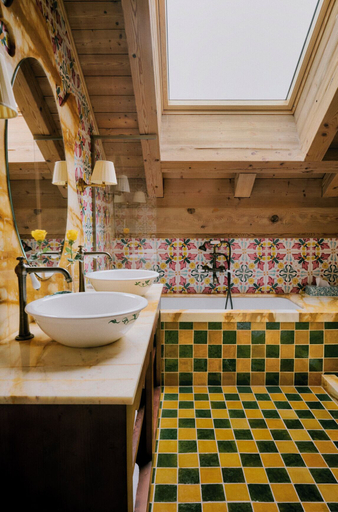 Bathroom 4, Hôtel Saint-Georges Relais & Châteaux, Haute-Savoie