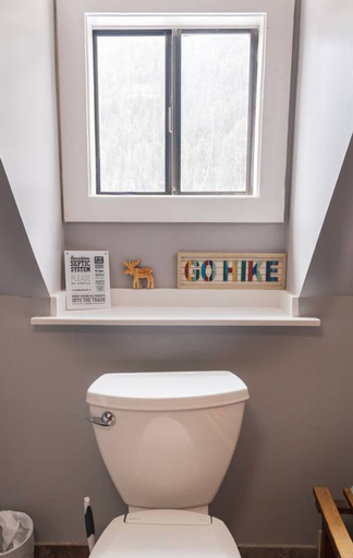 Bathroom 2, Moose Room Rustic Colorado Lodge Escape, San Juan