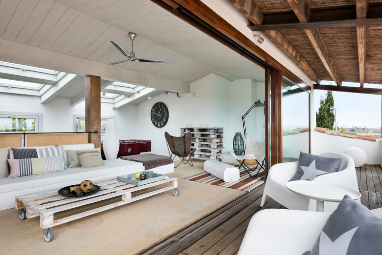 Room 2, Emporda Costa Brava Marenya, Girona