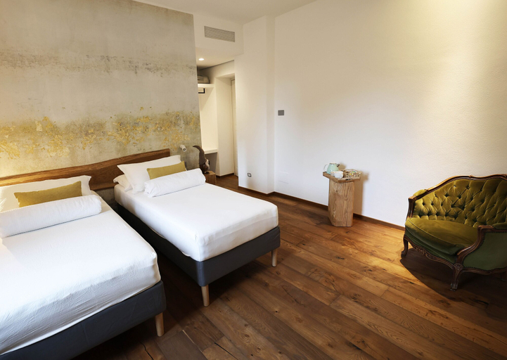 Bedroom 4, La Casa nel Bosco, Varese