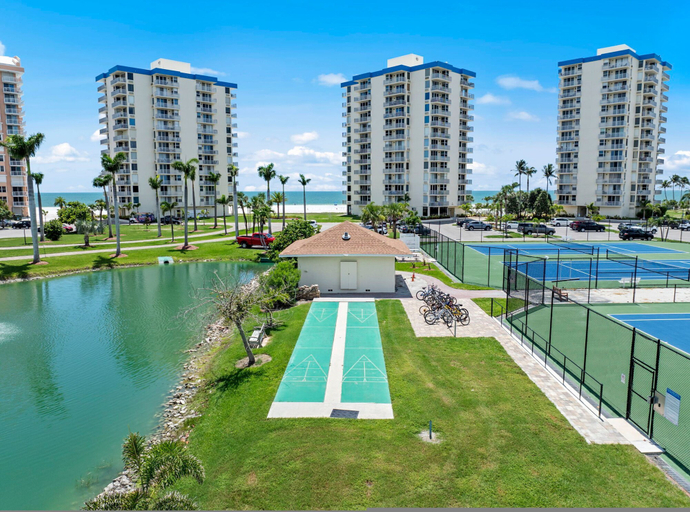 Room 4, Estero Beach Tennis 1004c Direct Gulf Water Views, Lee