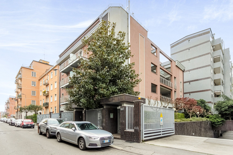 Room 5, Candiani B2 Bilocale, Milano
