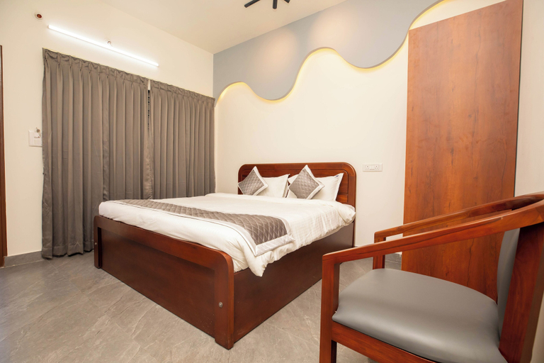 Room 2, Hotel Miracle Meridian, Bangalore