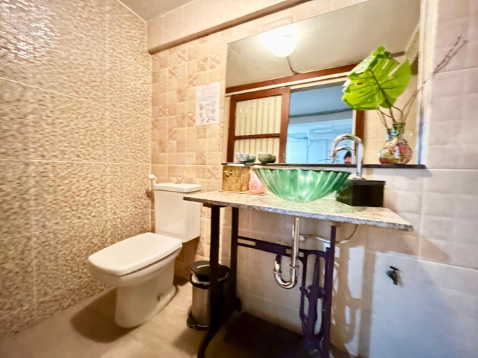 Bathroom 3, WiNNiNE Cozy Home, Phra Khanong