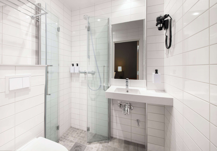 Bathroom 4, Scandic Ambassadeur Drammen, Drammen