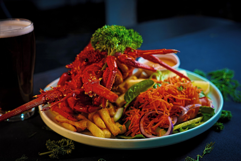Food & Drinks 5, Foreshore Hotel, Clarence