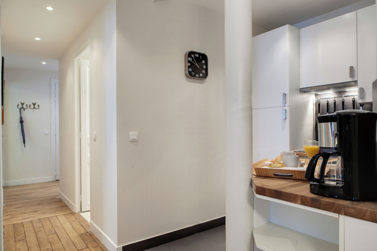 Private kitchen 4, Paris Sevigne Elegant residence, Paris