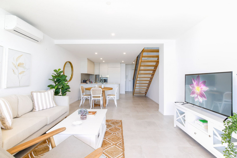 Living room, Lavish Coastal 2-bed With Stunning Ocean Views, Eurobodalla