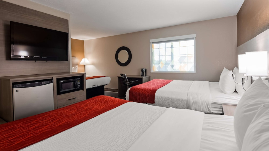 Bedroom 4, SureStay Plus by Best Western Kearney Liberty North, Kansas City