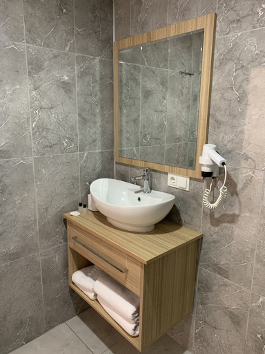 Bathroom 4, Terzioglu Hotel, Hopa
