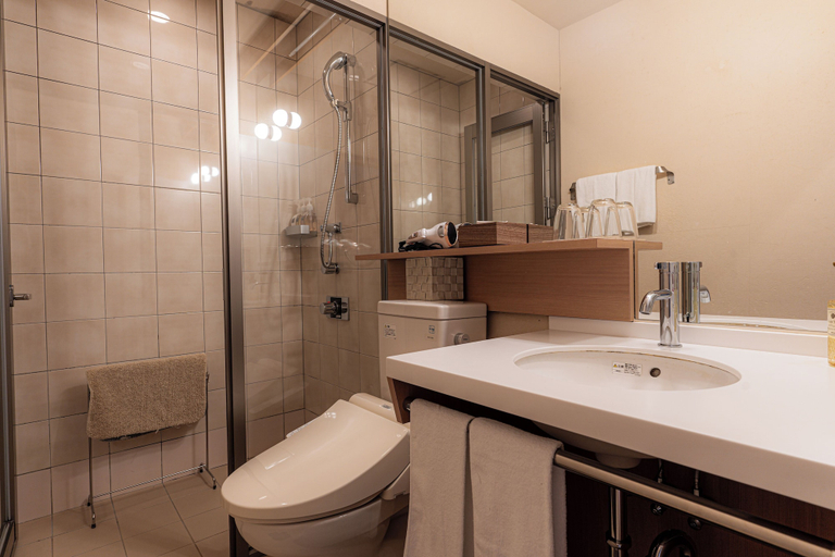 Bathroom 4, Kyoto Ohara Ryokan Seryo, Kyoto