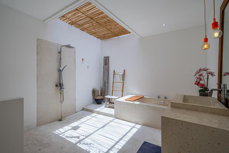 Bathroom 5, The Oasis Villa, Badung